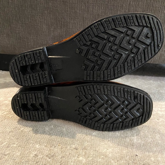 Iron Fist Brown Kiss-Print Rain Boots - Picture 3 of 3